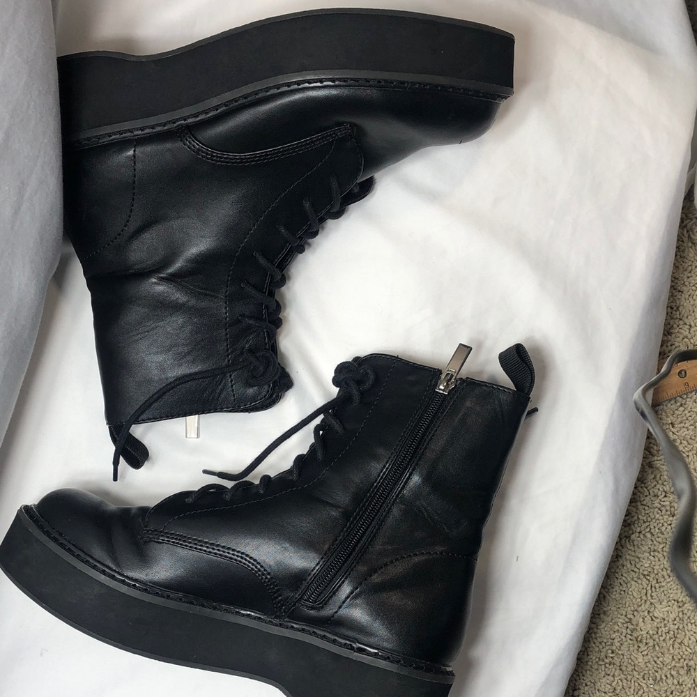 Urban Outfitters Gemma Utility Wedge Black Combat Boots, Women’s Size 9 - Picture 4 of 12